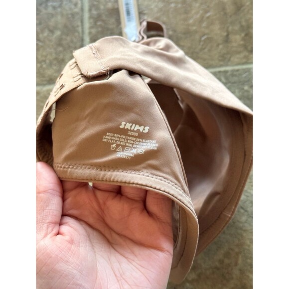 Skims Fits Everybody Unlined Demi Bra Sienna Size 32DDD - Picture 9 of 10